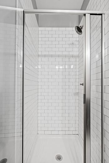 Tile shower surrounds